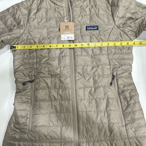 Patagonia Women’s Small Nano Puff Insulated Jacket Seabird Grey Puffy NWT - Picture 10 of 13